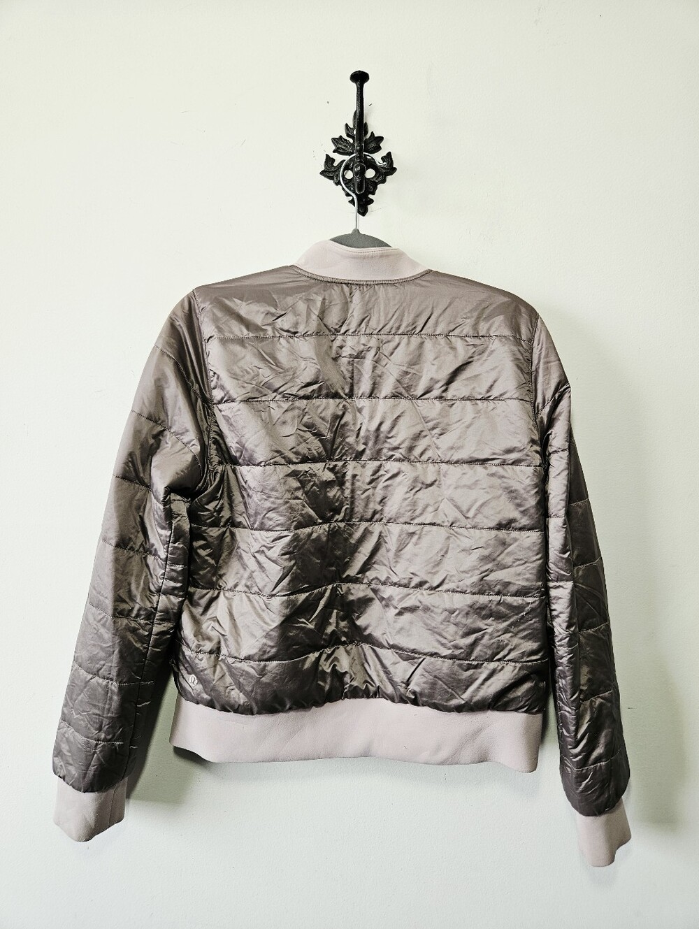 Lululemon Non-Stop Bomber *Reversible Size 10 Pink Fawn Puffer Jacket - Picture 7 of 10